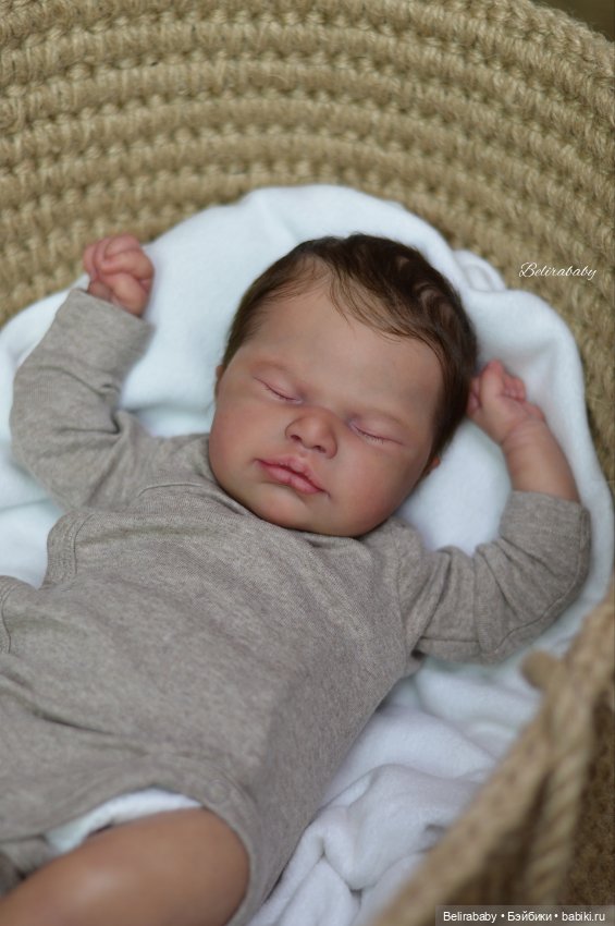 Junis by Sabine Altenkirch