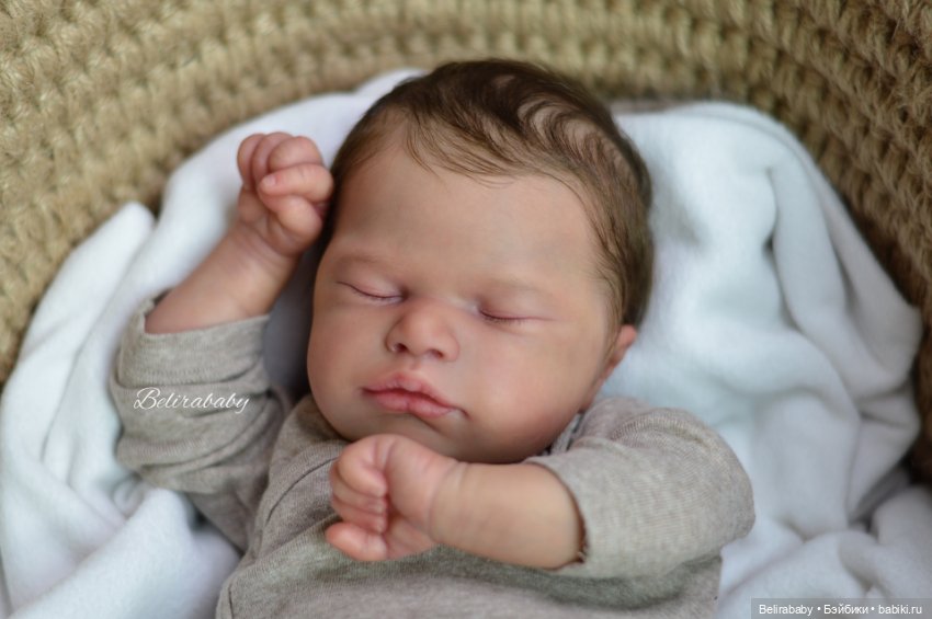 Junis by Sabine Altenkirch