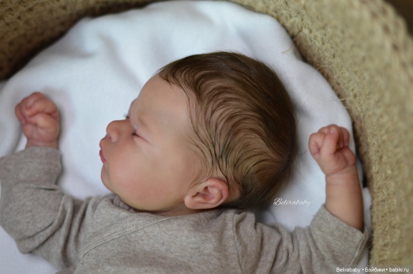 Junis by Sabine Altenkirch