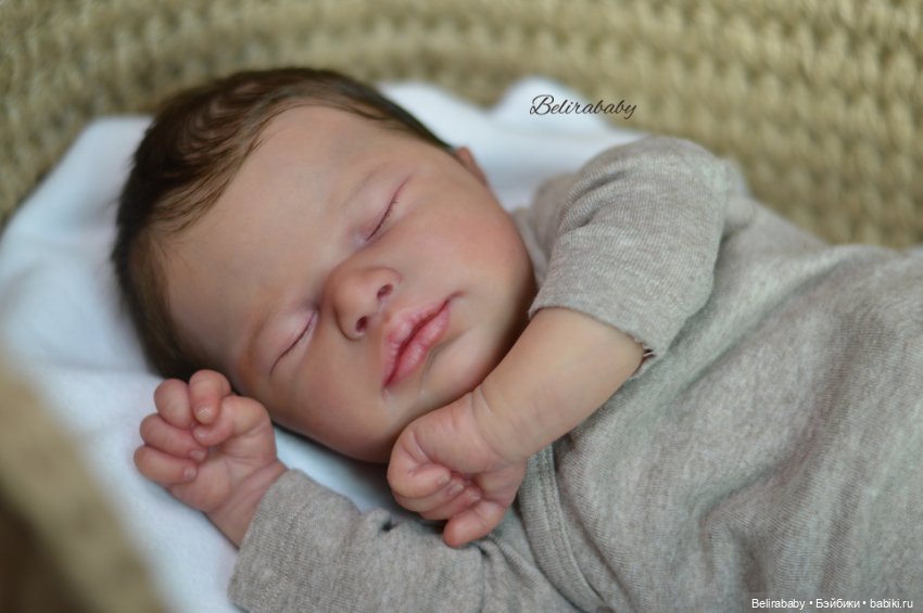 Junis by Sabine Altenkirch