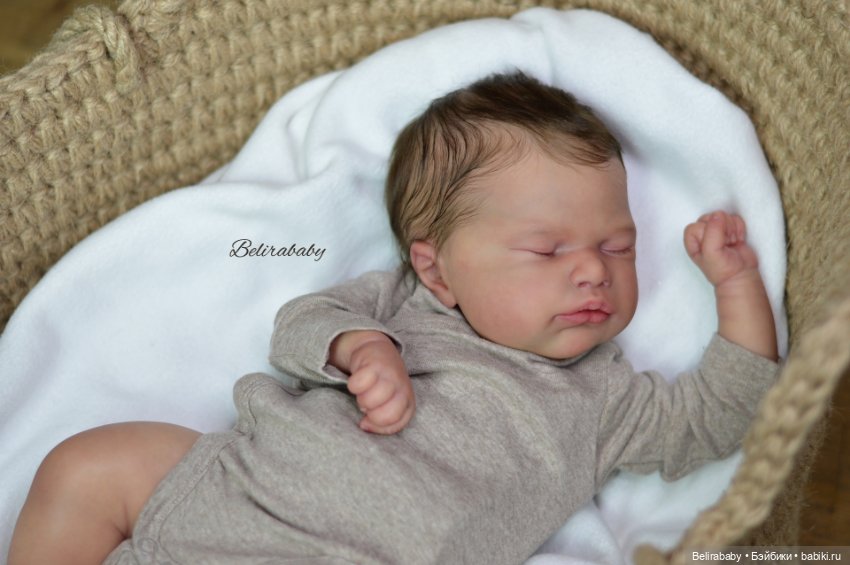 Junis by Sabine Altenkirch