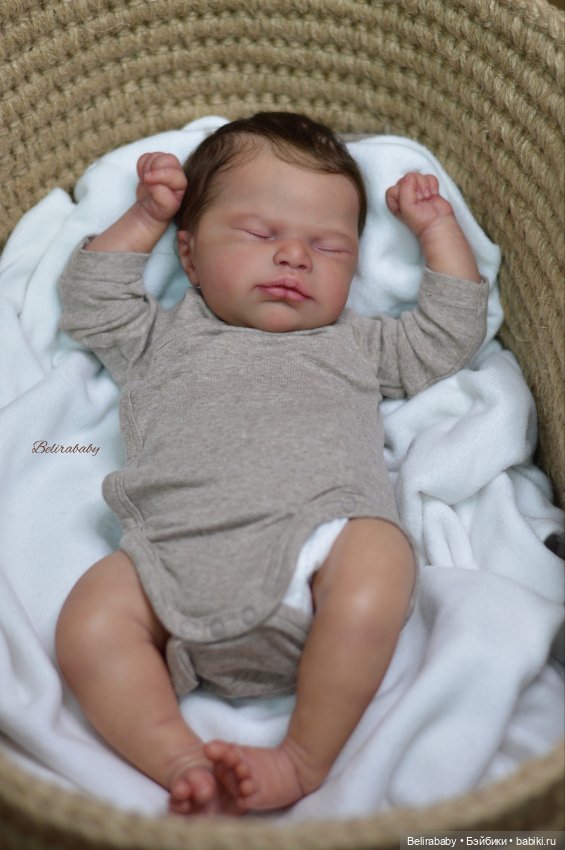 Junis by Sabine Altenkirch