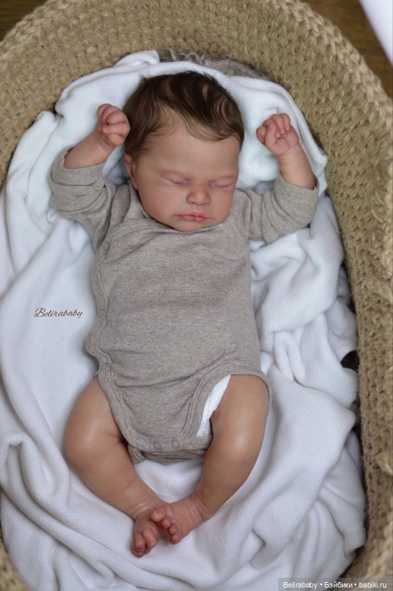 Junis by Sabine Altenkirch