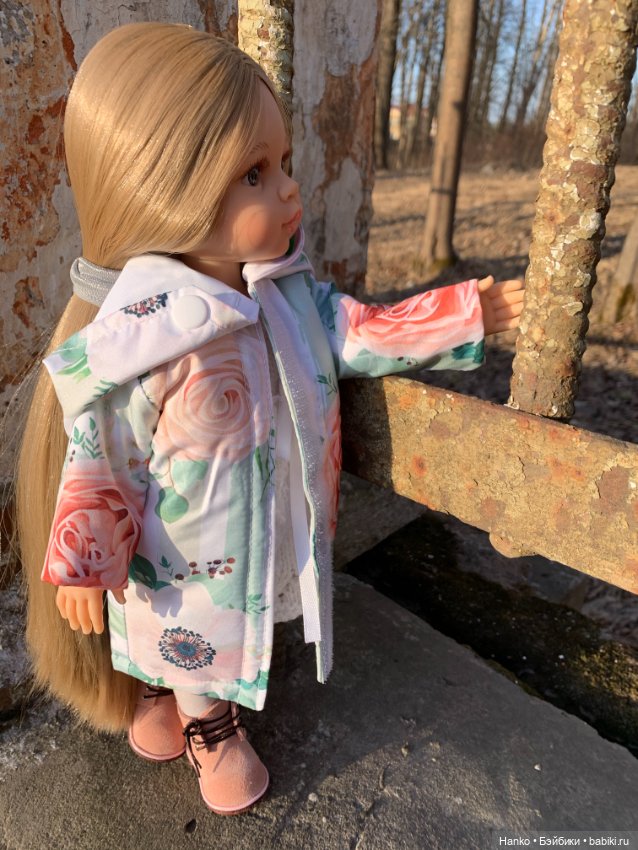 Плащ обновили — Куклы Paola Reina (Паола Рейна): новинки (фото 5)