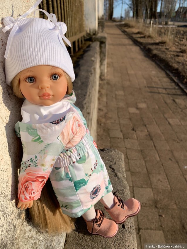 Плащ обновили — Куклы Paola Reina (Паола Рейна): новинки (фото 3)
