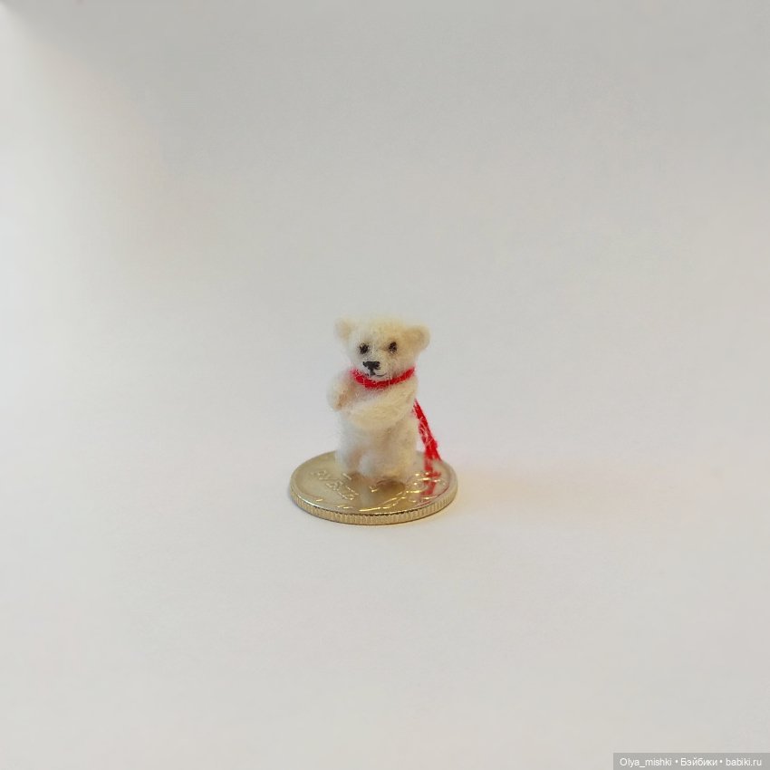 Микромедведь — Валяные игрушки из шерсти: сухое валяние (фото 7)