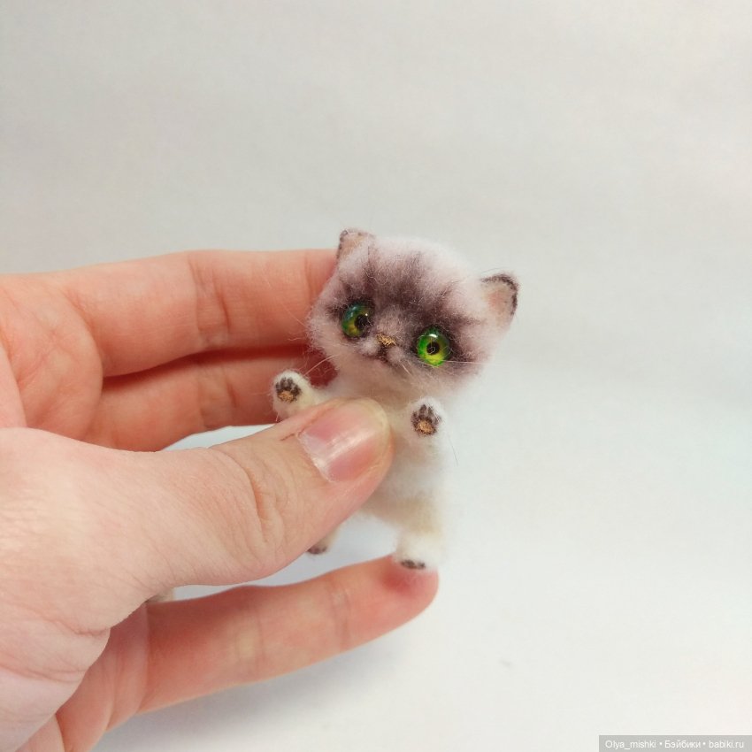 Котенок — Валяные игрушки из шерсти: сухое валяние (фото 2)