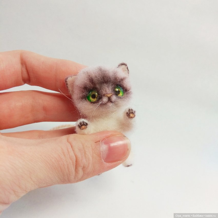 Котенок — Валяные игрушки из шерсти: сухое валяние