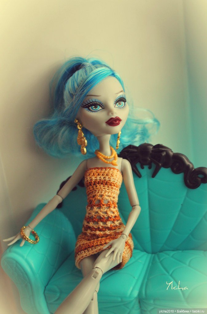 Красотка Гулия приглашает в гости