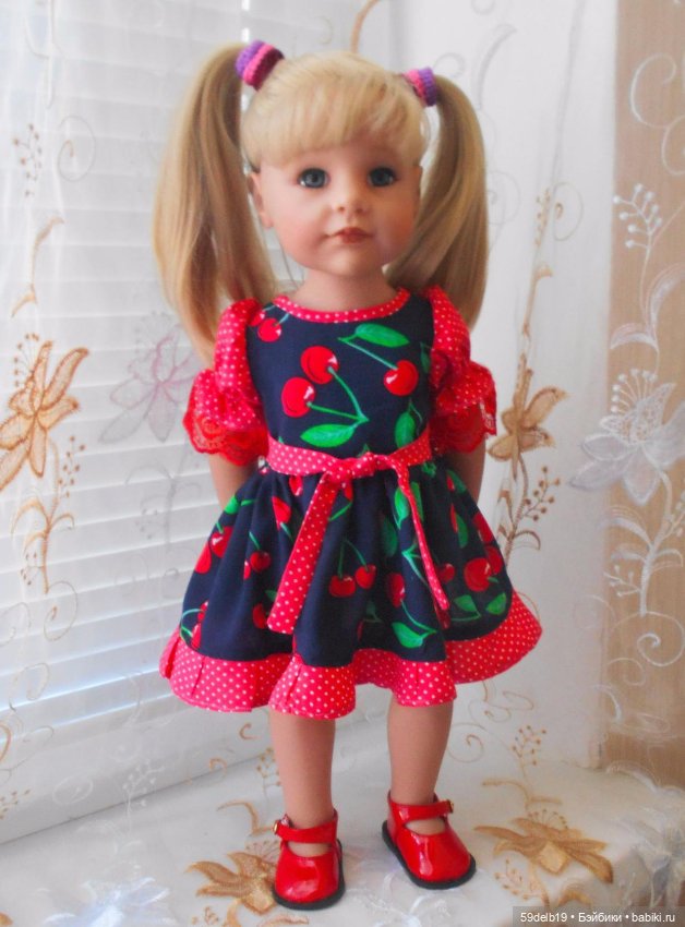 Любимая классика - платья с горошками