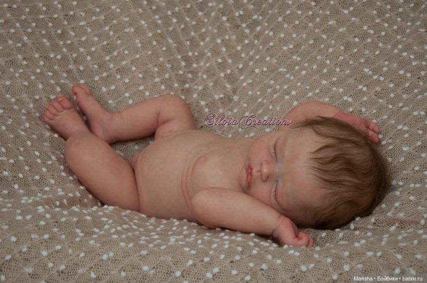 Hope скульптора Lorraine Yophi, автор прототипа Silvia Ezquerra