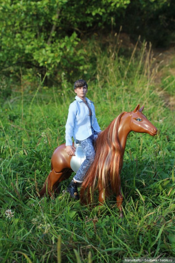 Лукас и механический конь