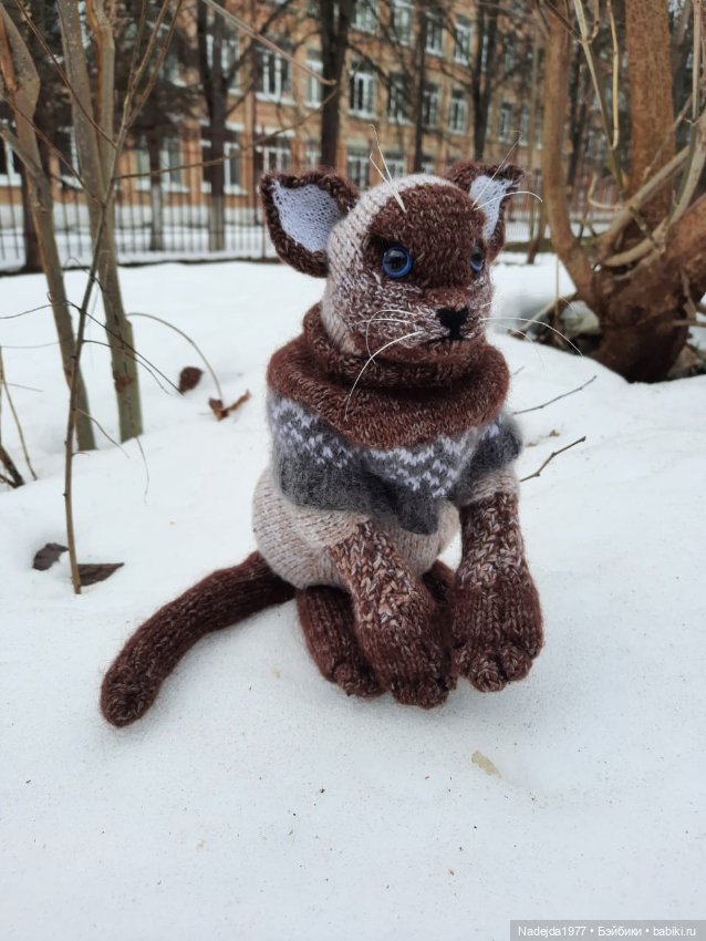 Сиамская кошка по описанию Клэр Гарланд