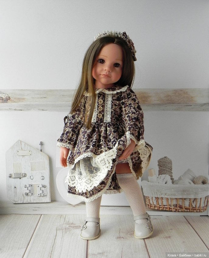 Девочки Gotz примеряют наряд (фото 4)