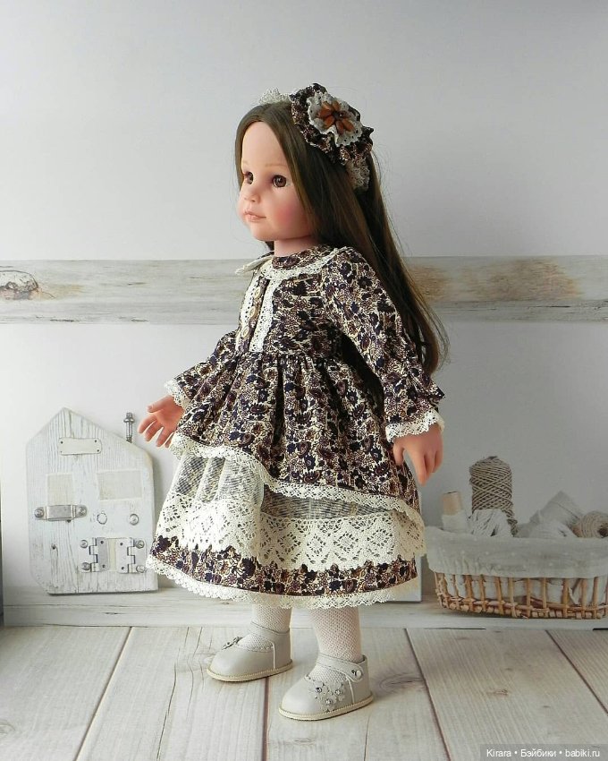 Девочки Gotz примеряют наряд (фото 2)