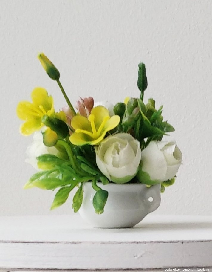 Цветочная композиция в миниатюре 1:6 (фото 2)