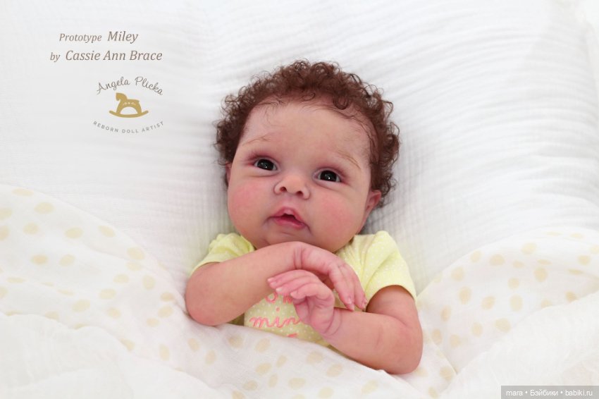 Miley скульптора Cassie Ann Brace, автор прототипа Angela Plicka