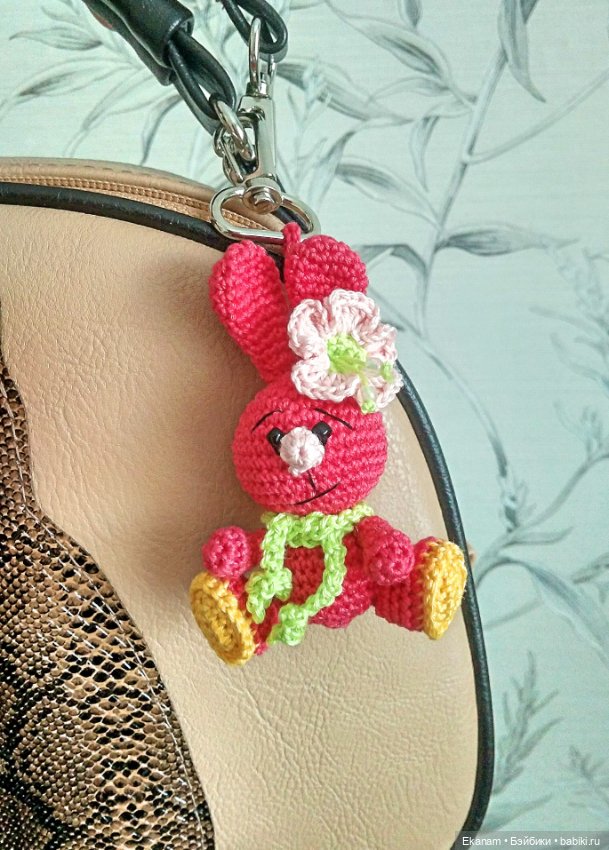 Зайцев много не бывает — Вязаные игрушки и амигуруми: крючком (фото 3)