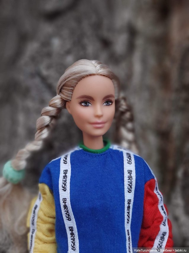 В поисках первых цветов — Куклы Barbie (Барби): Looks (фото 2)