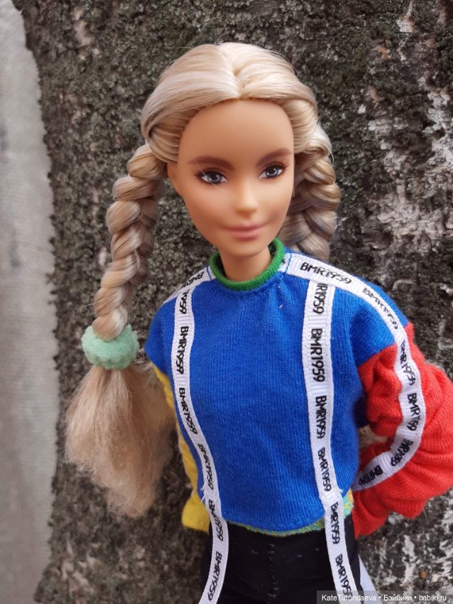 В поисках первых цветов — Куклы Barbie (Барби): Looks