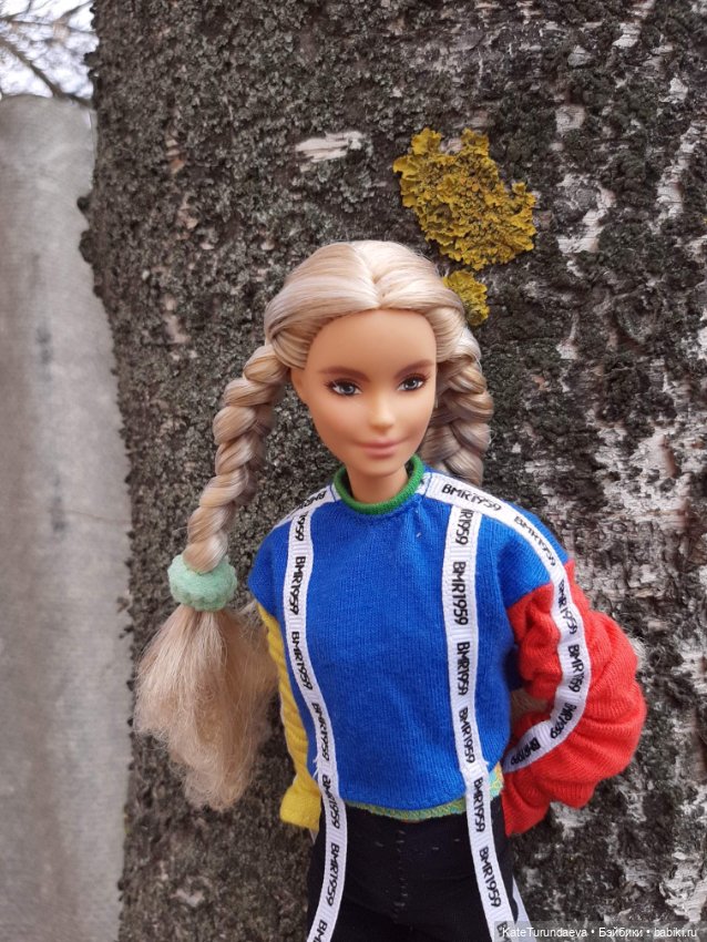 В поисках первых цветов — Куклы Barbie (Барби): Looks