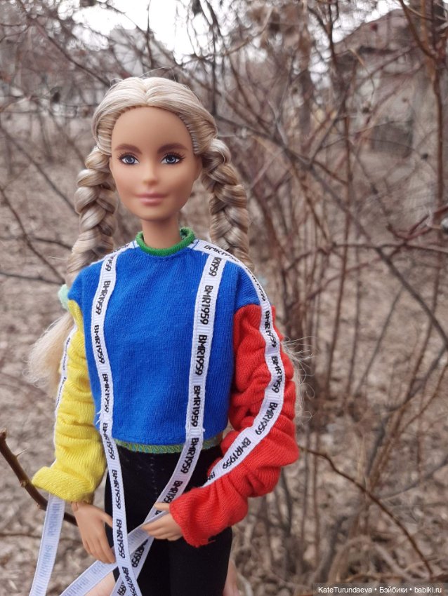 В поисках первых цветов — Куклы Barbie (Барби): Looks (фото 4)