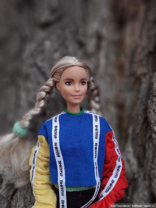 В поисках первых цветов — Куклы Barbie (Барби): Looks