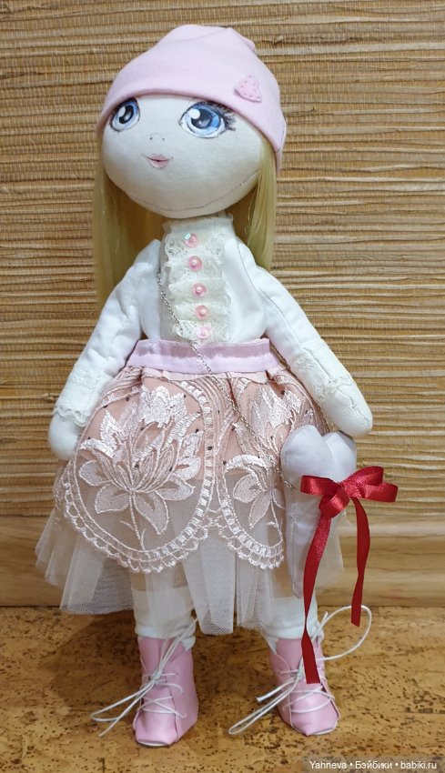 Кукла "Мечтательная большеглазка" (фото 2)