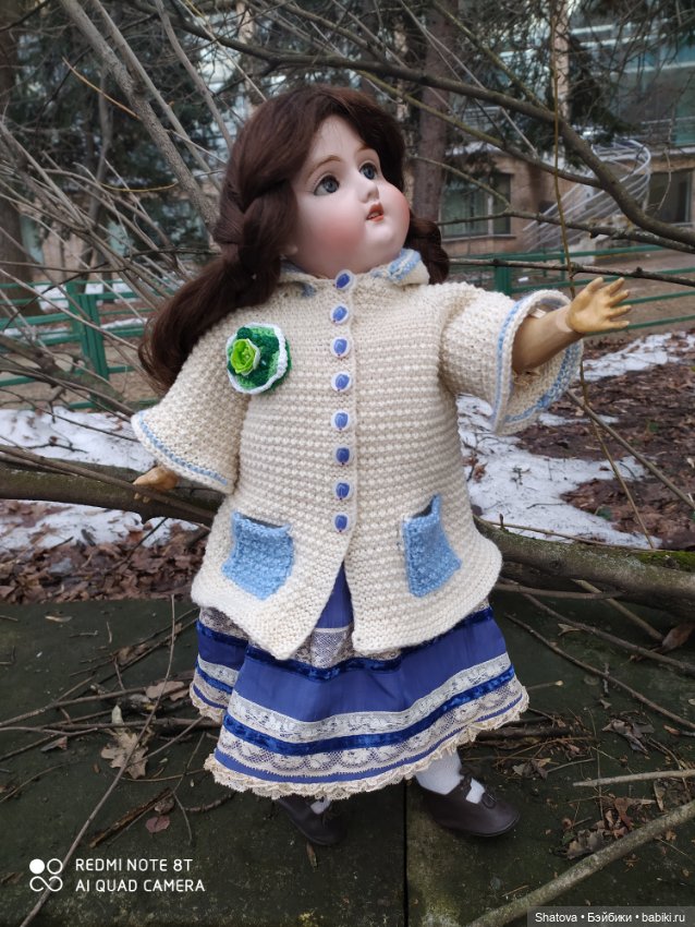 Новое пальтишко — Редкие антикварные куклы и реплики: воск (фото 6)