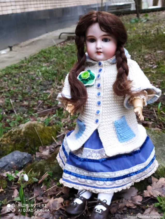 Новое пальтишко — Редкие антикварные куклы и реплики: воск (фото 4)