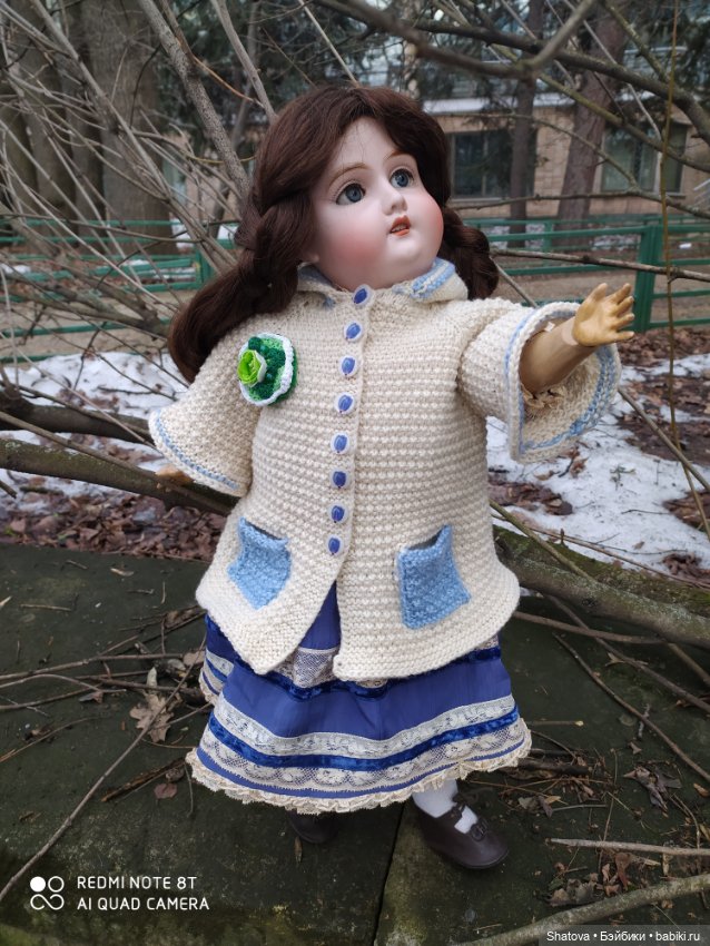 Новое пальтишко — Редкие антикварные куклы и реплики: воск (фото 7)