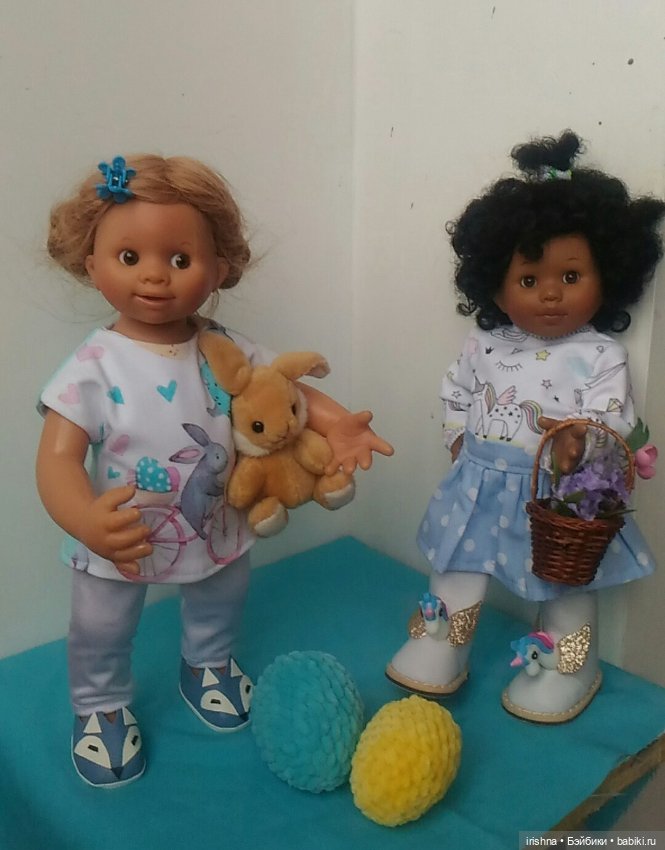 Смешные мордашки в ярких одежках (фото 2)