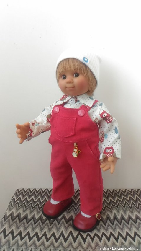 Смешные мордашки в ярких одежках