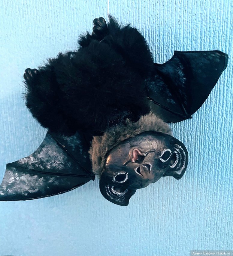 Королева ночи от Puzgle's Loft и аквамариновый принц от Yoyo Yeung