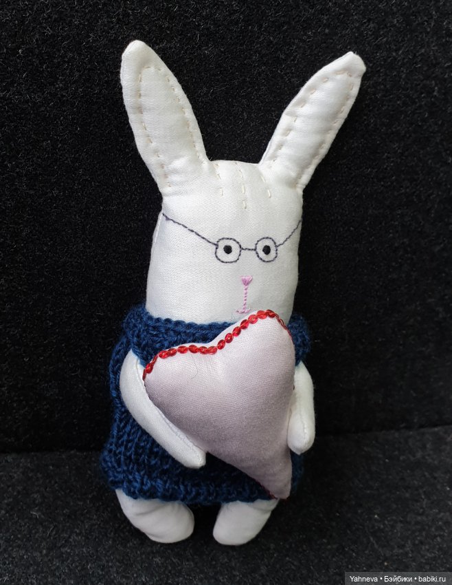 Зайка с большим сердцем — Авторские игрушки ручной работы: Тедди (фото 3)
