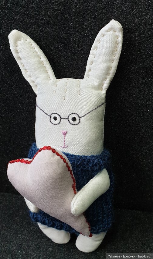 Зайка с большим сердцем — Авторские игрушки ручной работы: Тедди (фото 2)