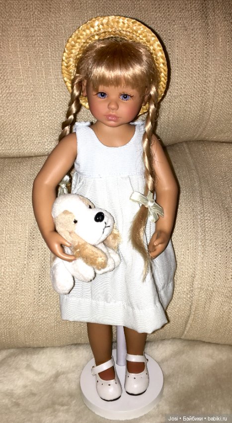 Голубоглазая Stella от Gabriele Müller