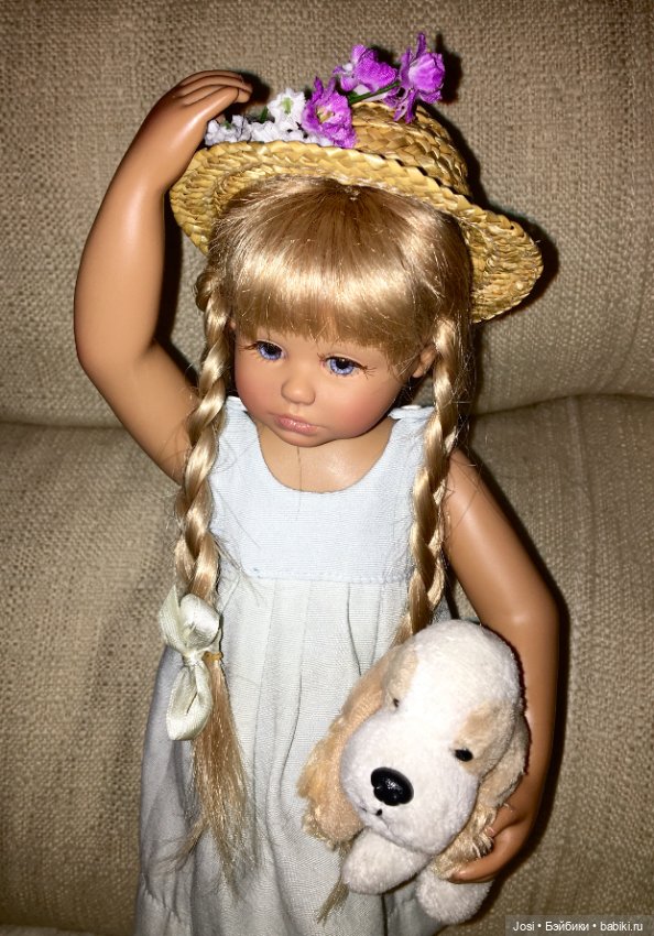 Голубоглазая Stella от Gabriele Müller