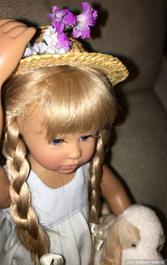 Голубоглазая Stella от Gabriele Müller