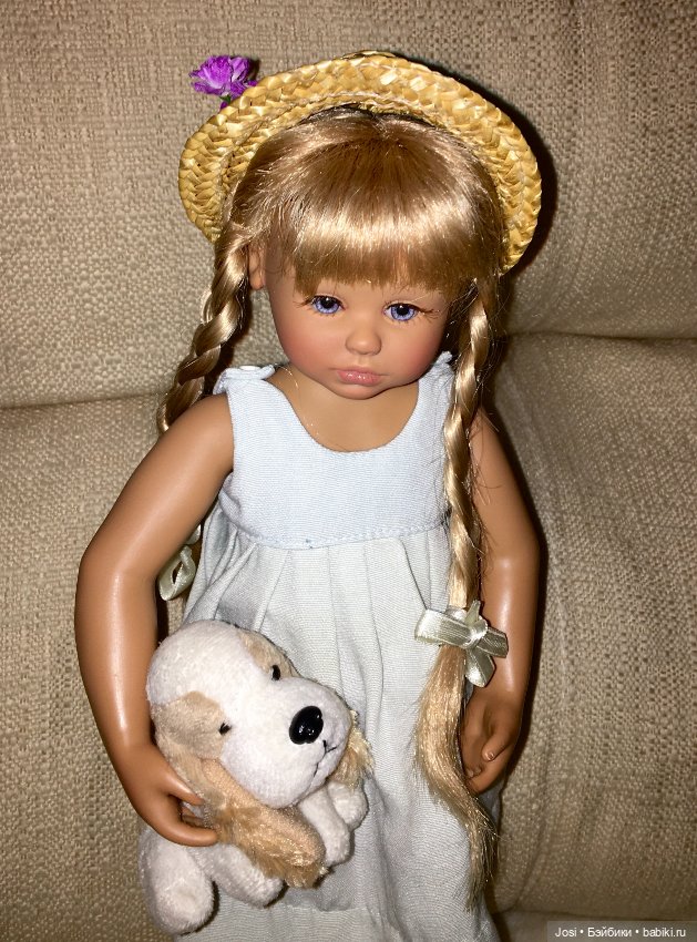 Голубоглазая Stella от Gabriele Müller