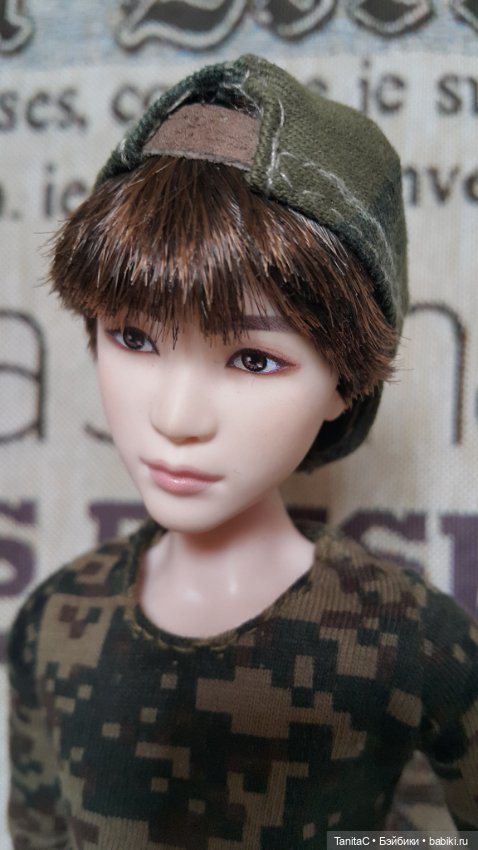 Аутфит в стиле милитари для БТС парня. (H&M)