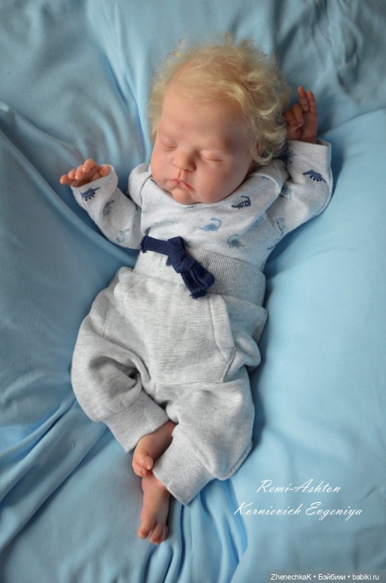 Remi-Ashton by Cassie Brace