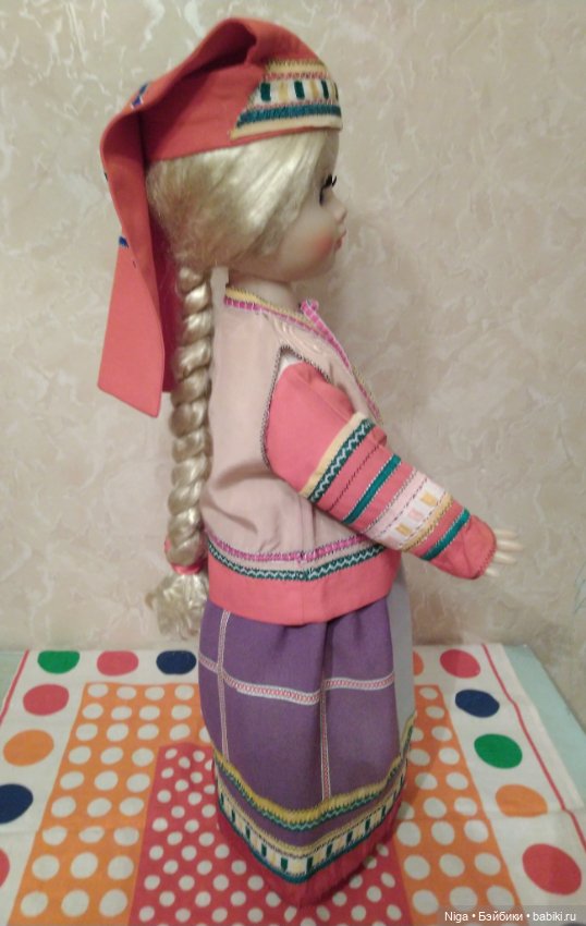 Кукла Люба в национальной одежде (фото 9)