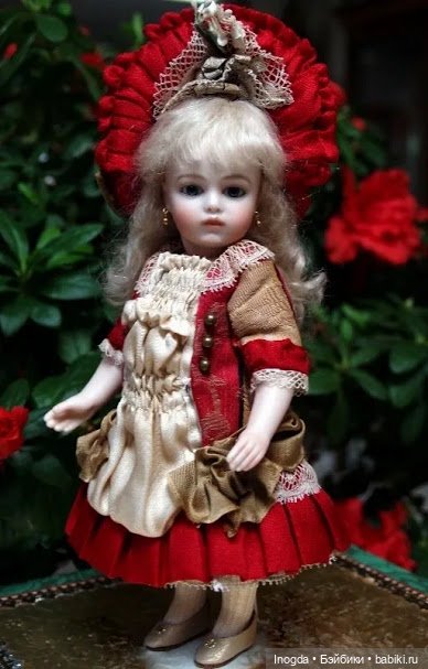 Дарлин Лейн - всемирно известная мастер реплик