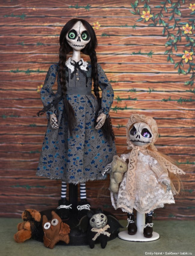 Зеленоглазая Венсдей Аддамс (фото 3)