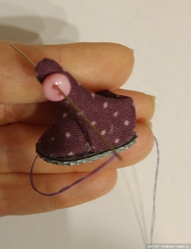 Шьем маленькие ботиночки из ткани для куклы (фото 8)