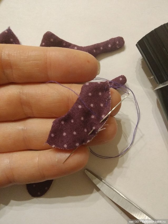 Шьем маленькие ботиночки из ткани для куклы (фото 3)