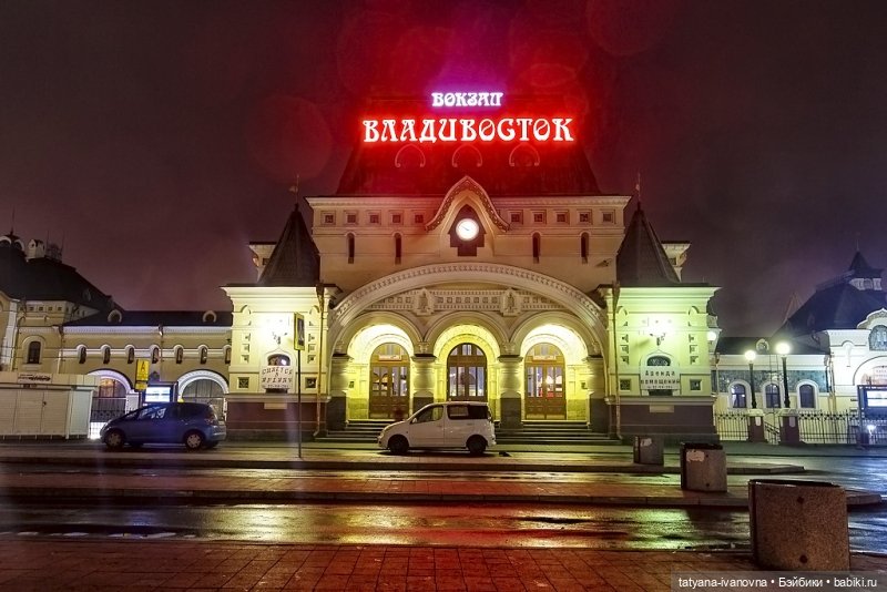 Сегодня праздник у девчат, сегодня будут танцы