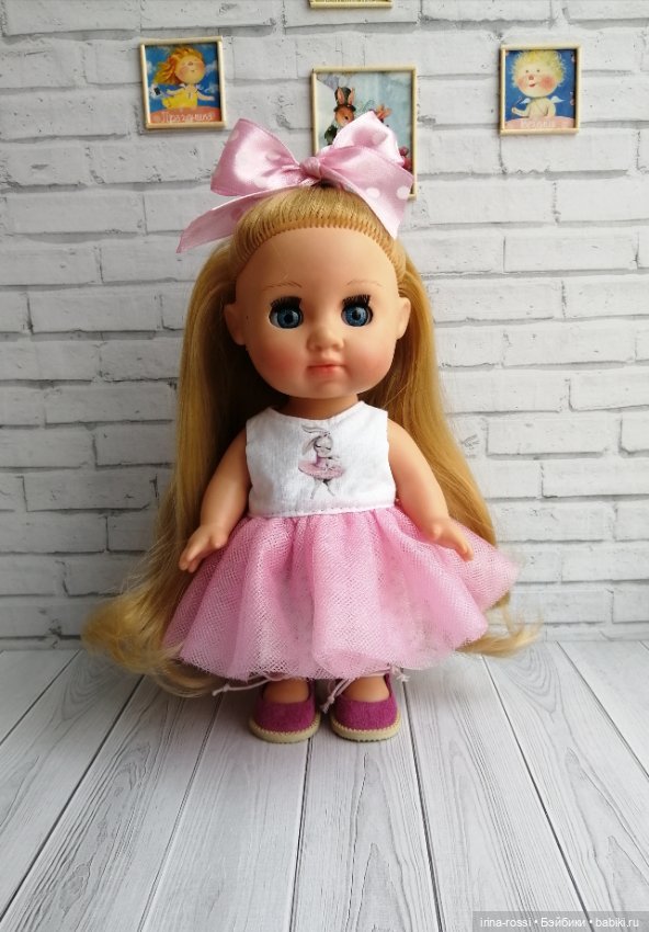 Одеваю кукол фабрики Весна
