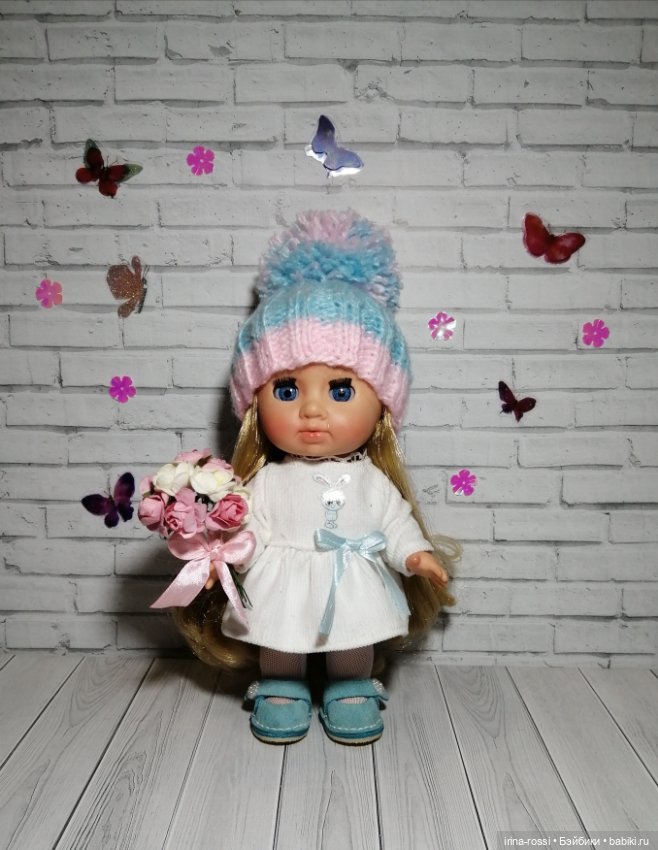 Одеваю кукол фабрики Весна